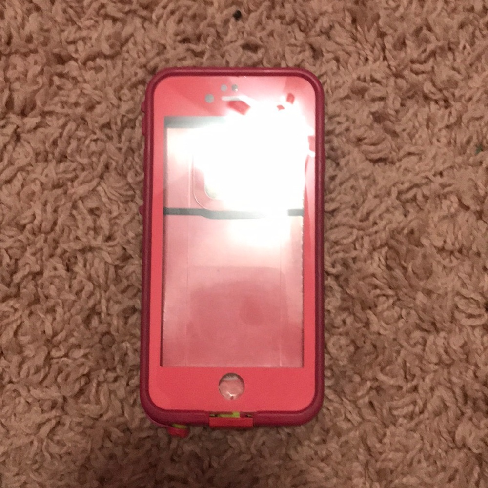 iPhone 6 LifeProof Case